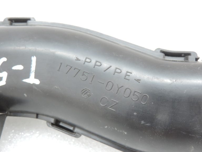 Oriģinālā Toyota Yaris P13 1.3 VVT-i gaisa filtra kaste gaisa vadu caurule 177510Y050
