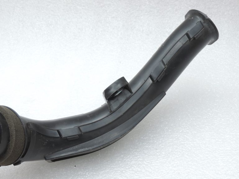Oriģinālā Toyota Yaris P13 1.3 VVT-i gaisa filtra kaste gaisa vadu caurule 177510Y050