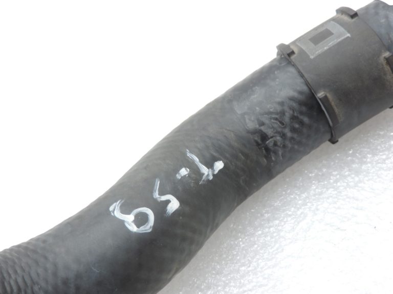 Oriģinālā Toyota Yaris P13 1.3 VVT-i ūdens šļūtene radiatora šļūtene 1657147080