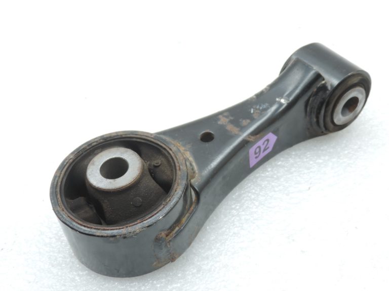 Oriģināls Toyota Yaris P13 1.3 1NR-FE motora aizmugurējais stiprinājums 123630Y040