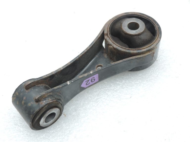 Oriģināls Toyota Yaris P13 1.3 1NR-FE motora aizmugurējais stiprinājums 123630Y040