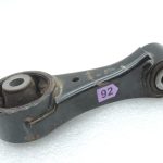 Oriģināls Toyota Yaris P13 1.3 1NR-FE motora aizmugurējais stiprinājums 123630Y040