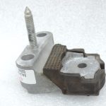 Oriģināls Toyota Yaris P13 1.3 VVT-i Labais motora stiprinājuma kronšteins 123050Y050