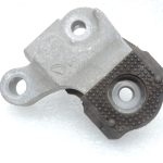 Oriģināls Toyota Yaris P13 1.3 VVT-i Labais motora stiprinājuma kronšteins 123050Y050