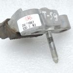 Oriģināls Toyota Yaris P13 1.3 VVT-i Labais motora stiprinājuma kronšteins 123050Y050
