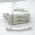 Oriģinālā Toyota Corolla Verso AR10 tīrītāju ūdens tvertne 853150F010 85315-0F010