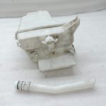 Oriģinālā Toyota Corolla Verso AR10 tīrītāju ūdens tvertne 853150F010 85315-0F010