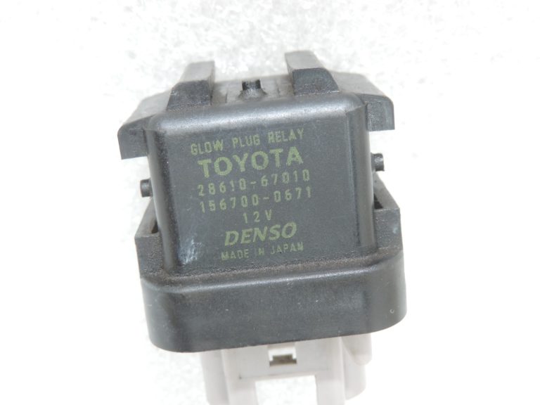 Oriģinālais Toyota Auris E150 Avensis T27 2.0d/2.2d priekšsildītāja releja 2860126030
