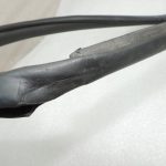 Oriģinālais Toyota RAV4 III (XA30) durvju blīvējums priekšējo labās puses durvju priekšpusē 6786142050