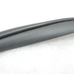Oriģinālais Toyota RAV4 III (XA30) durvju blīvējums priekšējo labās puses durvju priekšpusē 6786142050