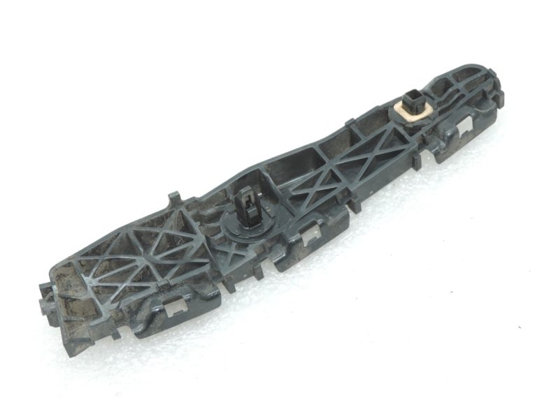 Oriģināls Toyota RAV4 III (XA30) aizmugurējā bampera kronšteins, kreisais 5215642030