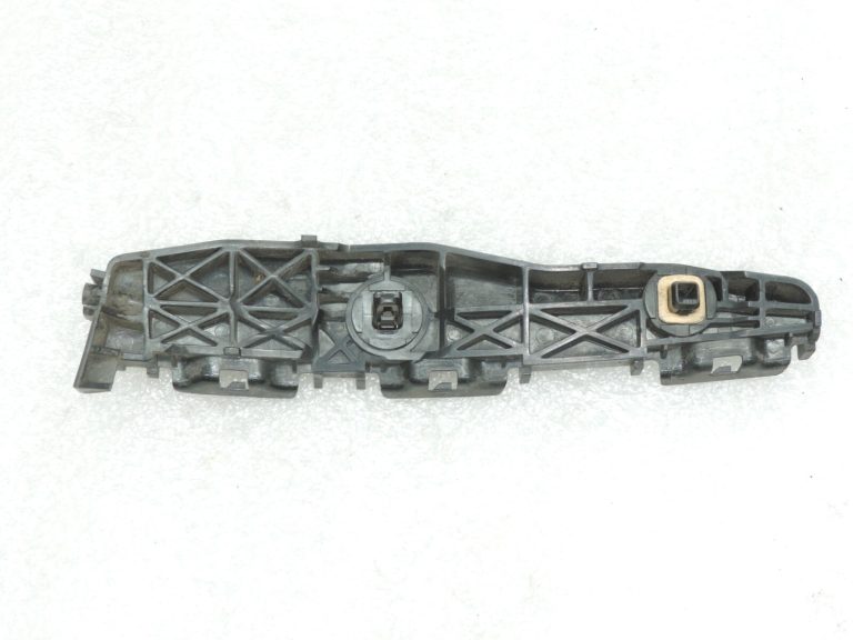 Oriģināls Toyota RAV4 III (XA30) aizmugurējā bampera kronšteins, kreisais 5215642030