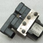 Oriģināls Toyota Yaris P9 ABS sūknis 445100D031 895410D040