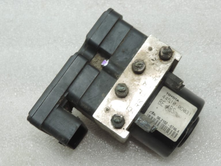 Oriģināls Toyota Yaris P9 ABS sūknis 445100D031 895410D040
