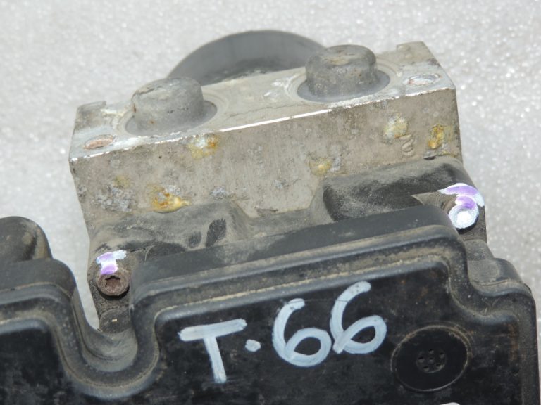 Oriģināls Toyota Yaris P9 ABS sūknis 445100D031 895410D040