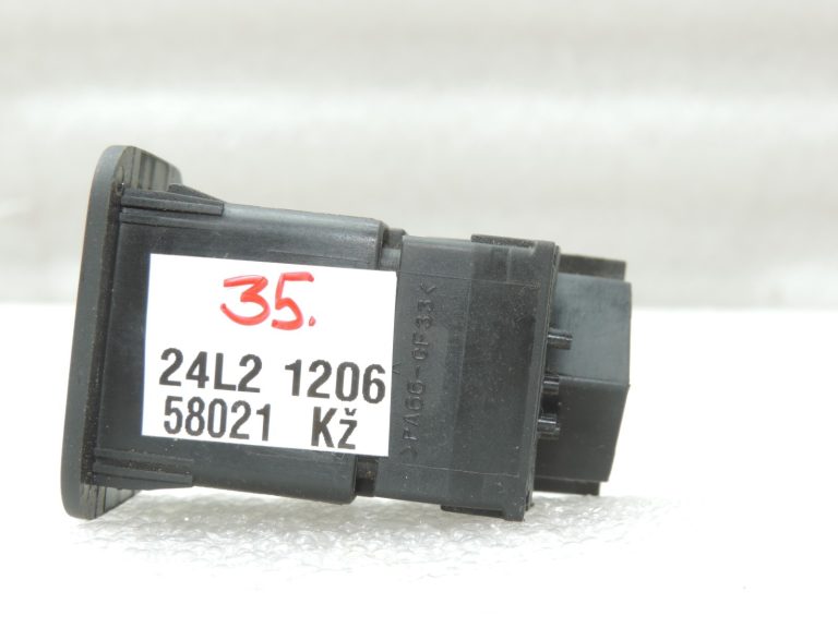 Oriģināls Toyota Yaris P9 priekšējā pasažiera drošības spilvena ieslēgšanas un izslēgšanas slēdzis 690650D010