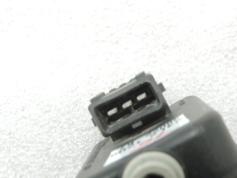 Oriģinālais Toyota Yaris P9 priekšējo lukturu servomotors kreisais/labais