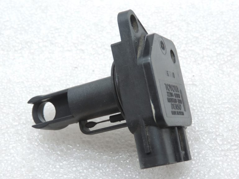 Oriģināls Toyota Yaris P9 1.3 VVT-i (2SZFE) LMM masas gaisa plūsmas sensors 222040J010