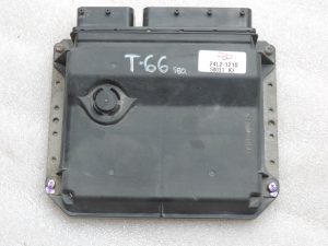Oriģināls Toyota Yaris P9 1.3 VVT-i (2SZFE) motora vadības bloks 896610D310