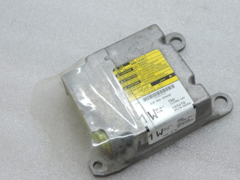 Oriģināls Toyota Yaris P9 gaisa spilvena vadības bloks 8917052A50