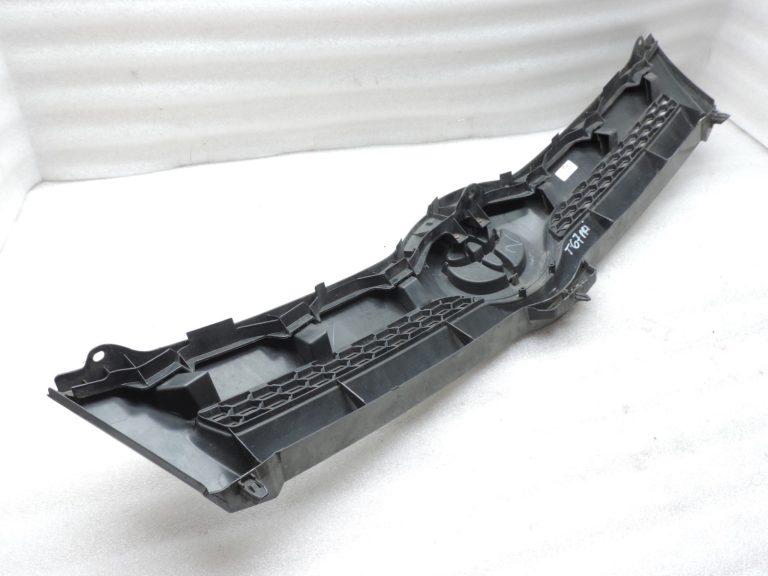 Oriģināls 2004-2009 Toyota Corolla Verso AR10 radiatora režģis krāsa: 1C3