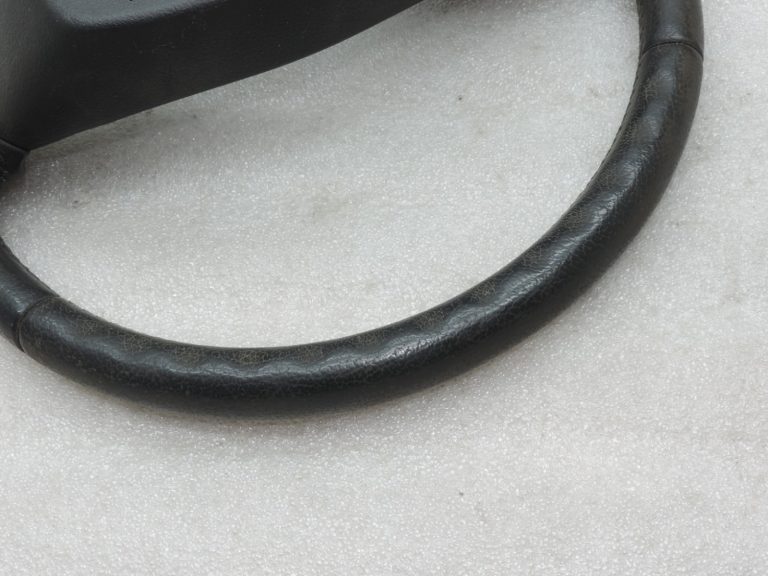 Oriģinālais 2004-2009 Toyota Corolla Verso AR10 stūres rats ādas 451000F041B0