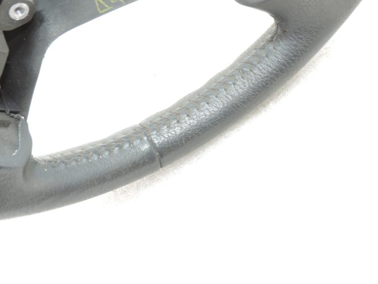 Oriģinālais 2004-2009 Toyota Corolla Verso AR10 stūres rats ādas 451000F041B0