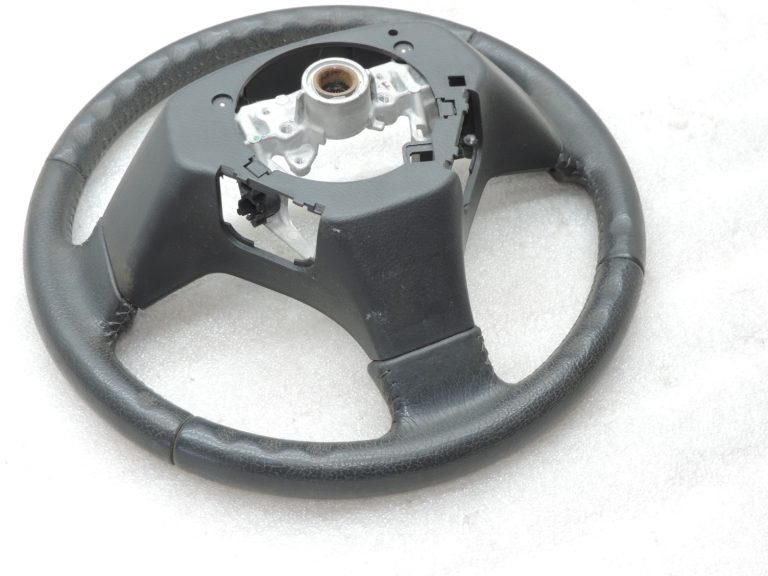 Oriģinālais 2004-2009 Toyota Corolla Verso AR10 stūres rats ādas 451000F041B0