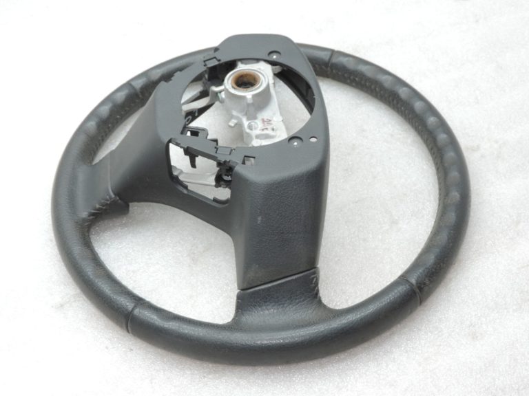 Oriģinālais 2004-2009 Toyota Corolla Verso AR10 stūres rats ādas 451000F041B0