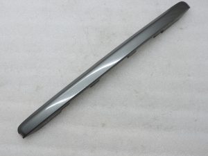 Oriģināls 2004-2009 Toyota Corolla Verso AR10 aizmugurējo durvju līstes krāsa: 1C3