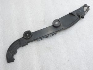 Oriģinālais 2004-2009 Toyota Corolla Verso AR10 aizmugurējā bampera kronšteins labajā pusē