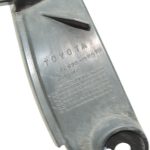 Oriģinālais 2004-2009 Toyota Corolla Verso AR10 aizmugurējā bampera kronšteins kreisais