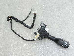 Oriģinālais 2004-2009 Toyota Corolla Verso AR10 kruīza vadības slēdzis 8463234011