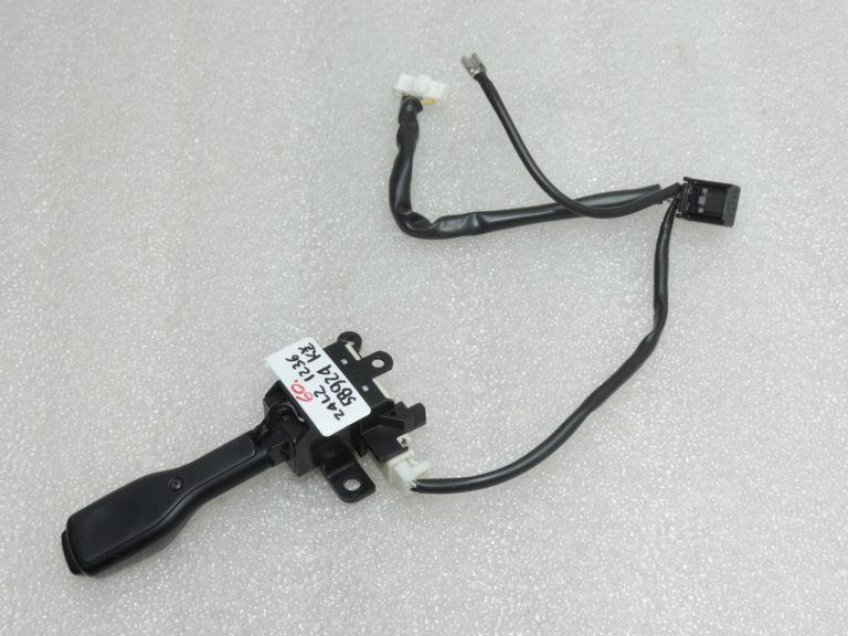 Oriģinālais 2004-2009 Toyota Corolla Verso AR10 kruīza vadības slēdzis 8463234011