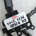Oriģinālais 2004-2009 Toyota Corolla Verso AR10 kruīza vadības slēdzis 8463234011