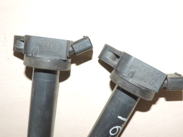 Oriģināls Toyota Yaris P13 Avensis T27 aizdedzes spoles komplekts 90919-02257, 9091902257