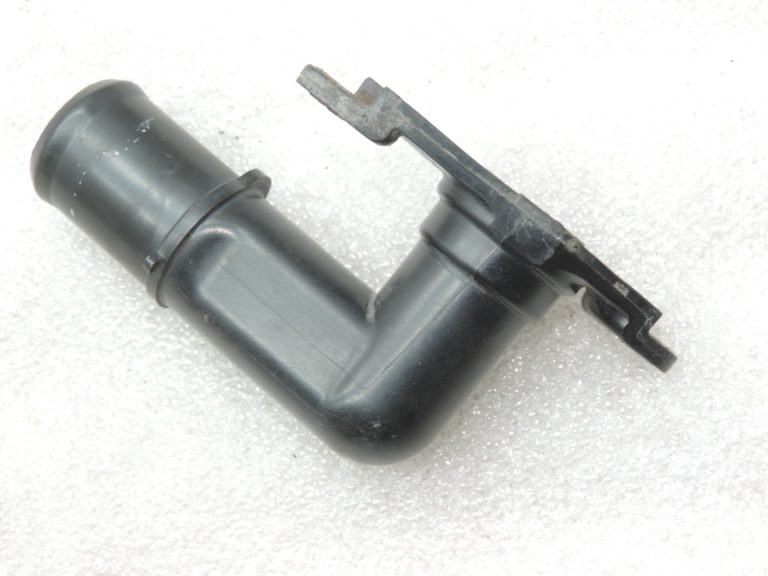 Oriģinālā 2011-2020 Toyota Yaris P13 1.3 VVT-i radiatora atloka caurule