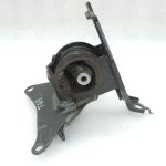 Oriģināls Toyota Yaris P13 1.3 1NR-FE Dzinēja stiprinājums kreisajā pusē 1237247100 123720Y150