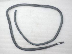Oriģināls Toyota Yaris P13 Priekšējais labās puses virsbūves blīvējums Durvju atvēršanas blīvējums