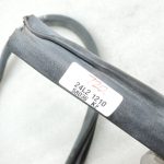 Oriģināls Toyota Yaris P13 Aizmugures kreisās puses virsbūves blīvējums Durvju atvēršanas blīvējums