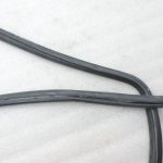 Oriģināls Toyota Yaris P13 Priekšējais kreisais virsbūves blīvētājs Durvju atvēršanas blīvējums