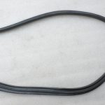 Oriģināls Toyota Yaris P13 Priekšējais kreisais virsbūves blīvētājs Durvju atvēršanas blīvējums