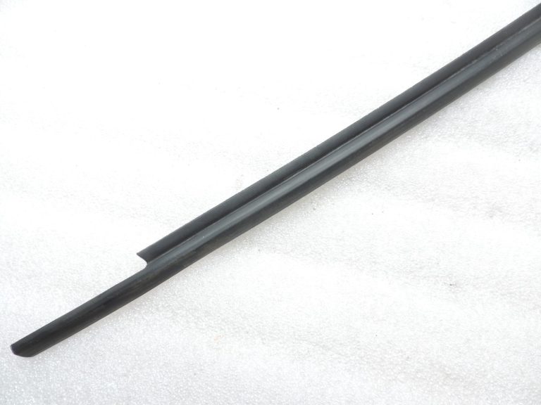 Oriģināls Toyota Yaris P13 Priekšējā labā loga blīvējuma līstes 681600D150