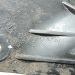 Oriģināls Toyota Yaris P13 aizmugurējā riteņa arkas dubļu atloku komplekts kreisajā un labajā pusē