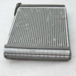 Oriģināls Toyota Yaris P13 gaisa kondicioniera A/C iztvaicētājs 885010D300