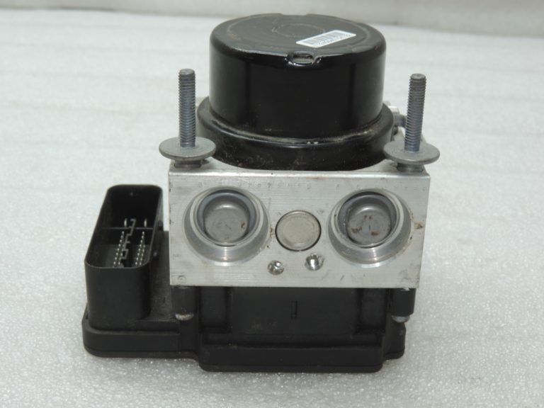 Oriģināls Toyota Yaris P13 ABS sūknis 89541-0D170, 44540-0D100