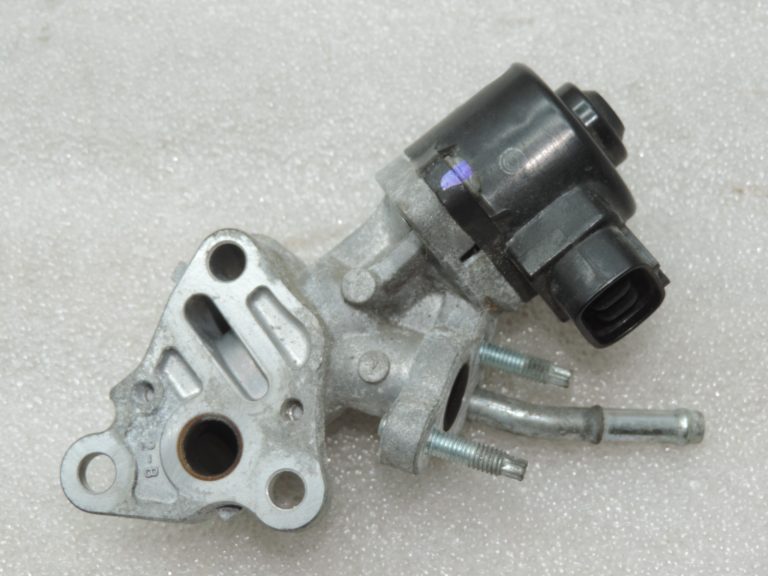 Oriģinālais 2005-2020 Toyota Yaris P9/P13 1.3 VVT-i EGR vārsts