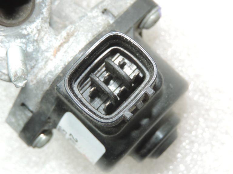 Oriģinālais 2005-2020 Toyota Yaris P9/P13 1.3 VVT-i EGR vārsts