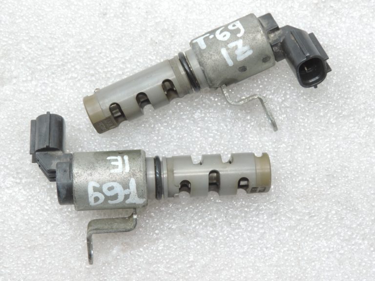 Oriģināls Toyota Yaris P9/P13 1.3 VVT-i sadales vārstu komplekts