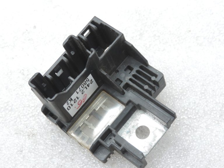 Oriģināls Toyota Yaris P9/P13 akumulatora drošinātājs Fusible Link Main 80A Alt 120A
